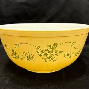 Vintage Pyrex Shenandoah Large mixing bowl